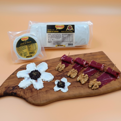 Kecheese Tam Yağlı %100 Keçi Buche de Chévre – Fransız Kütük Peyniri 1 Kg