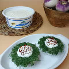 Türer Çiftliği Tam Yağlı Kaymaklı Yoğurt 750 Gr