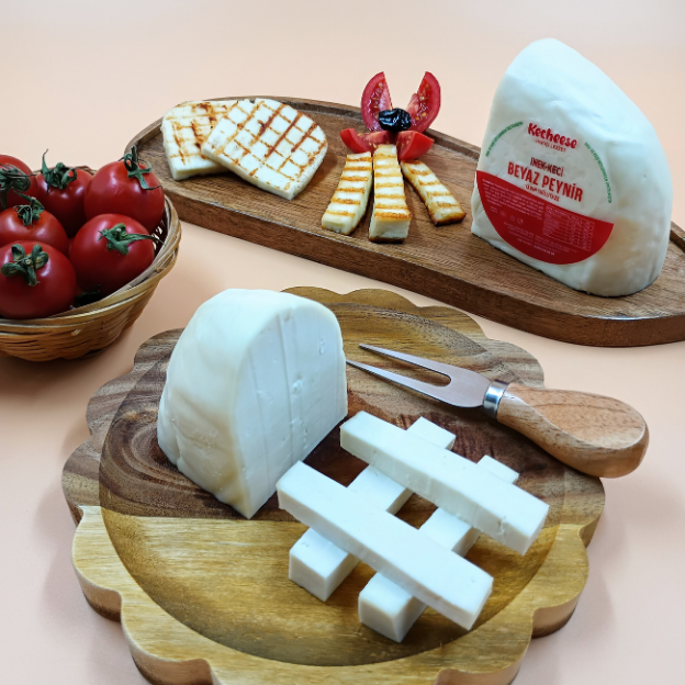 Kecheese Yarım Yağlı İnek-Keçi Taze Beyaz Peynir 2,5 Kg