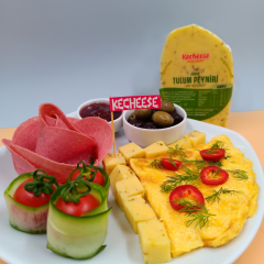 Kecheese Tam Yağlı Kekikli Göbek Tulum Peyniri 1 Kg