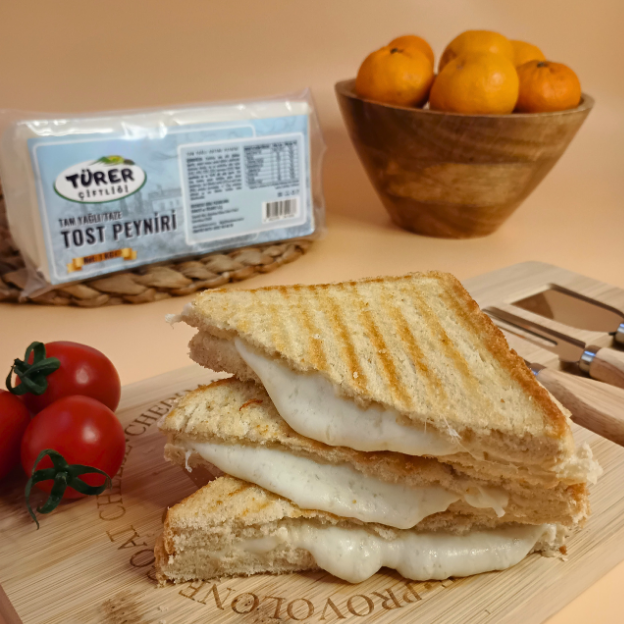 Türer Çiftliği Tam Yağlı Eritme Tost Peyniri 1 Kg