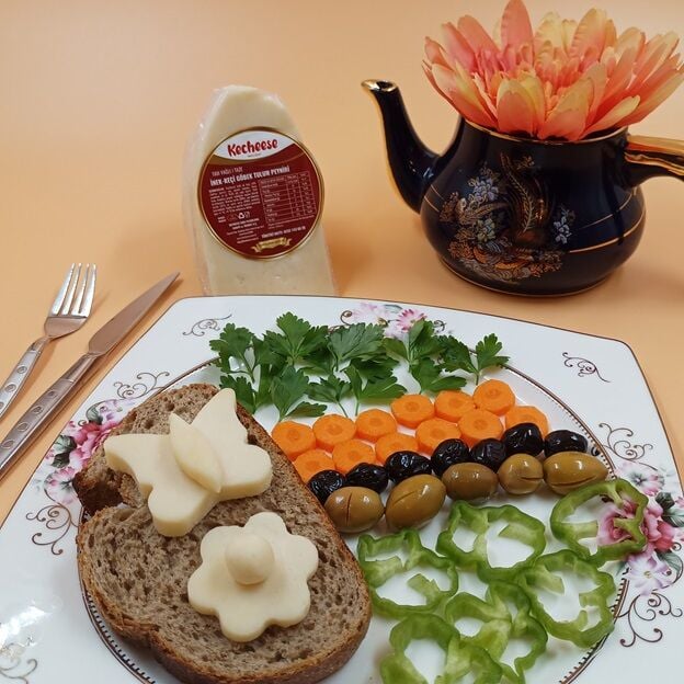 Kecheese Tam Yağlı İnek-Keçi Göbek Tulum Peyniri 4 Kg